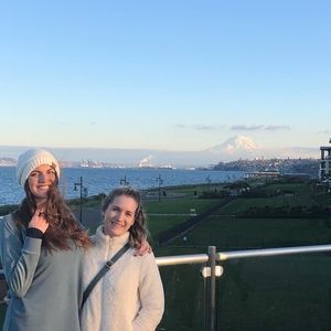 Meet your Posher, Melanie